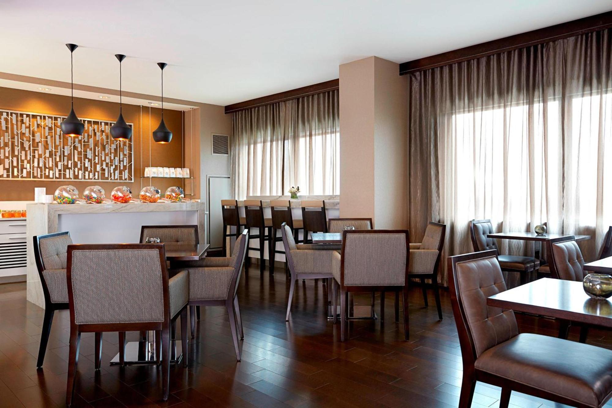 Hotel Jw Marriott Minneapolis Mall Of America Bloomington